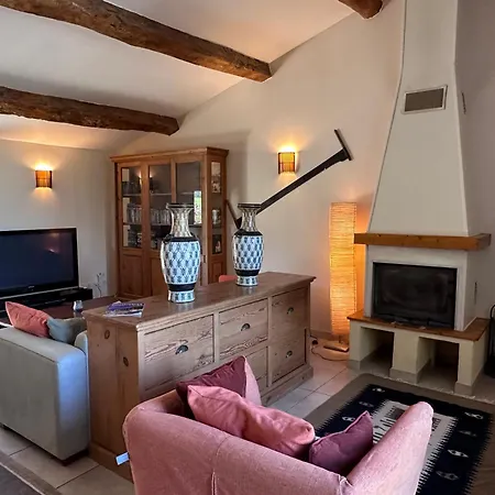 Domaine Mont Saint Juan Holiday home Aspremont (Hautes-Alpes)